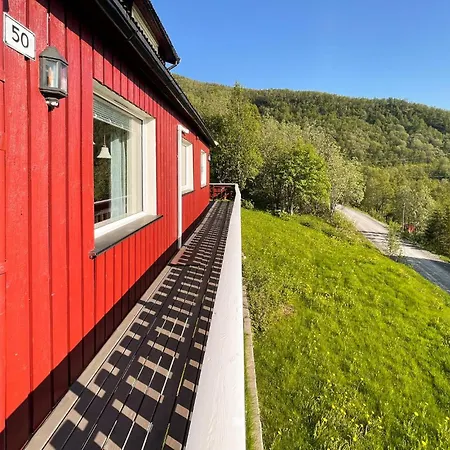 Cozy In I Ofoten Bogen (Nordland)
